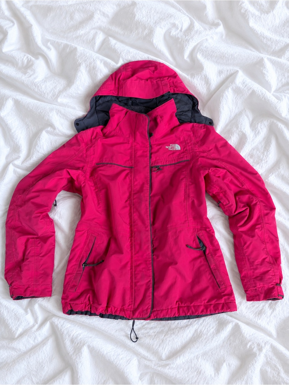 The North Face Women's Magenta Hooded Ski Jacket